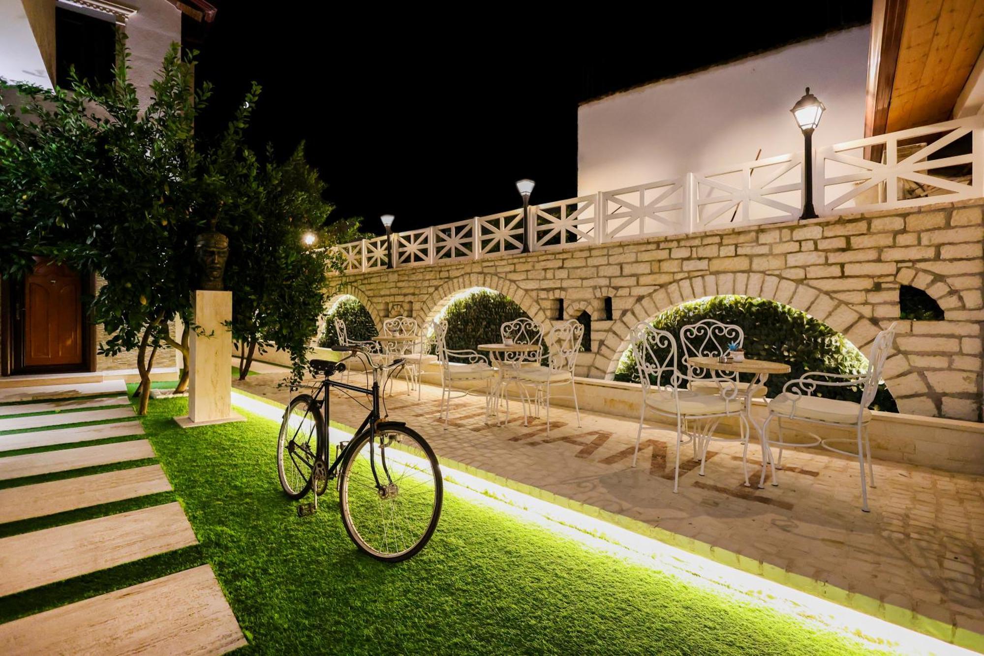 Hotel Mimani Berat Exterior foto