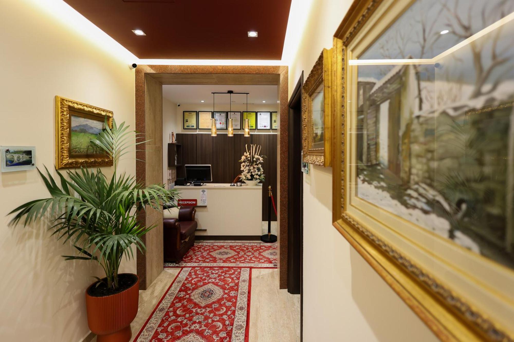 Hotel Mimani Berat Exterior foto